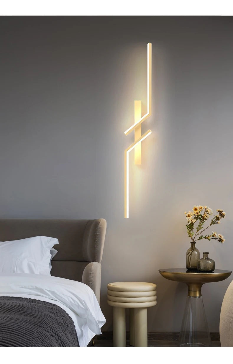 Solo Minimalist Wall Sconce