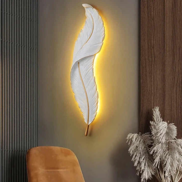 White Feather Wall Lamp