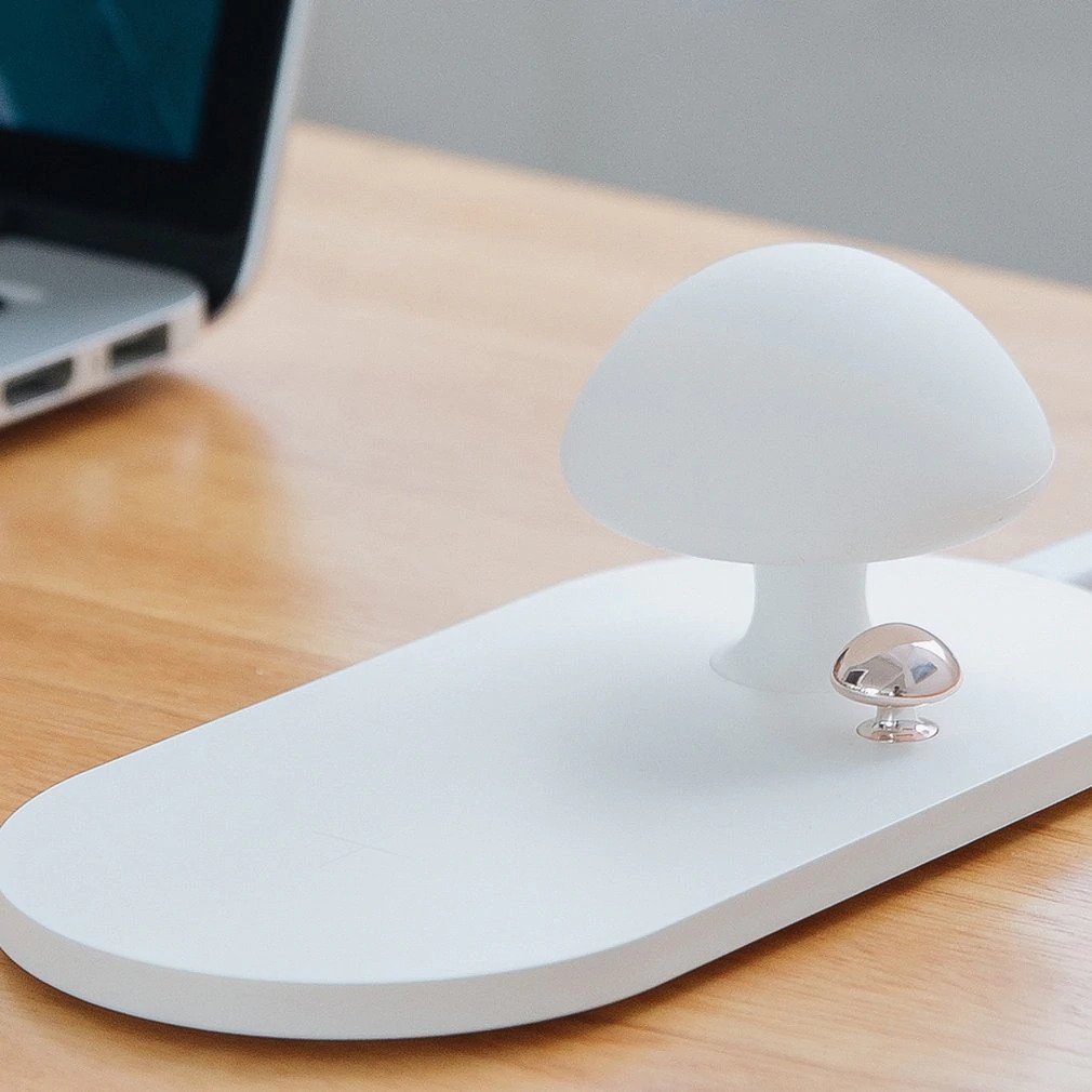 Wireless Charging Mushroom Lamp